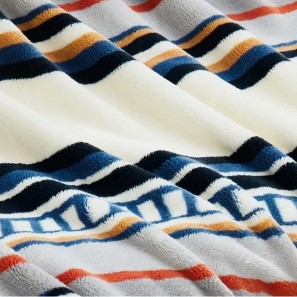💖Pendleton Plush Throw - Picture 2 of 4